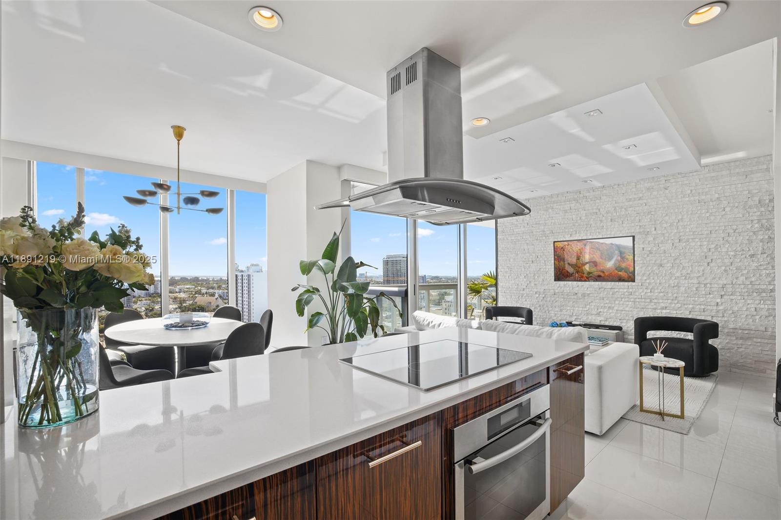 6899 Collins Ave #1610, Miami Beach FL 33141