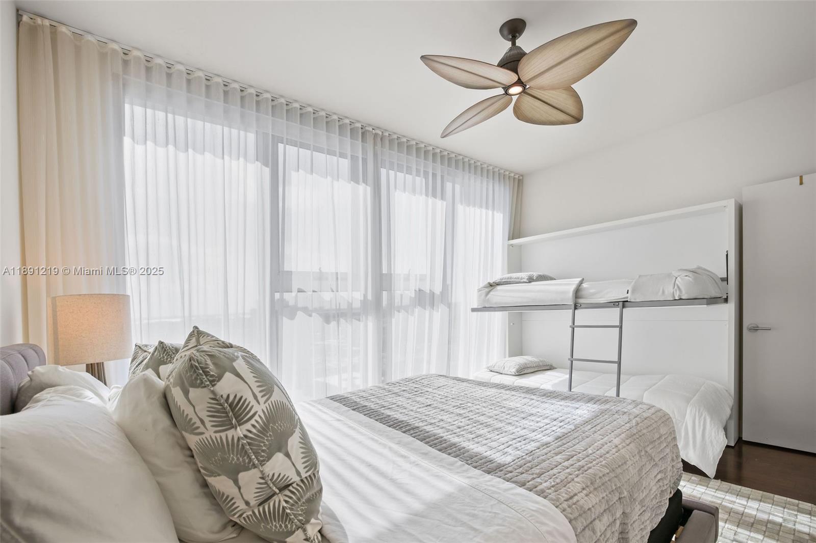 6899 Collins Ave #1610, Miami Beach FL 33141