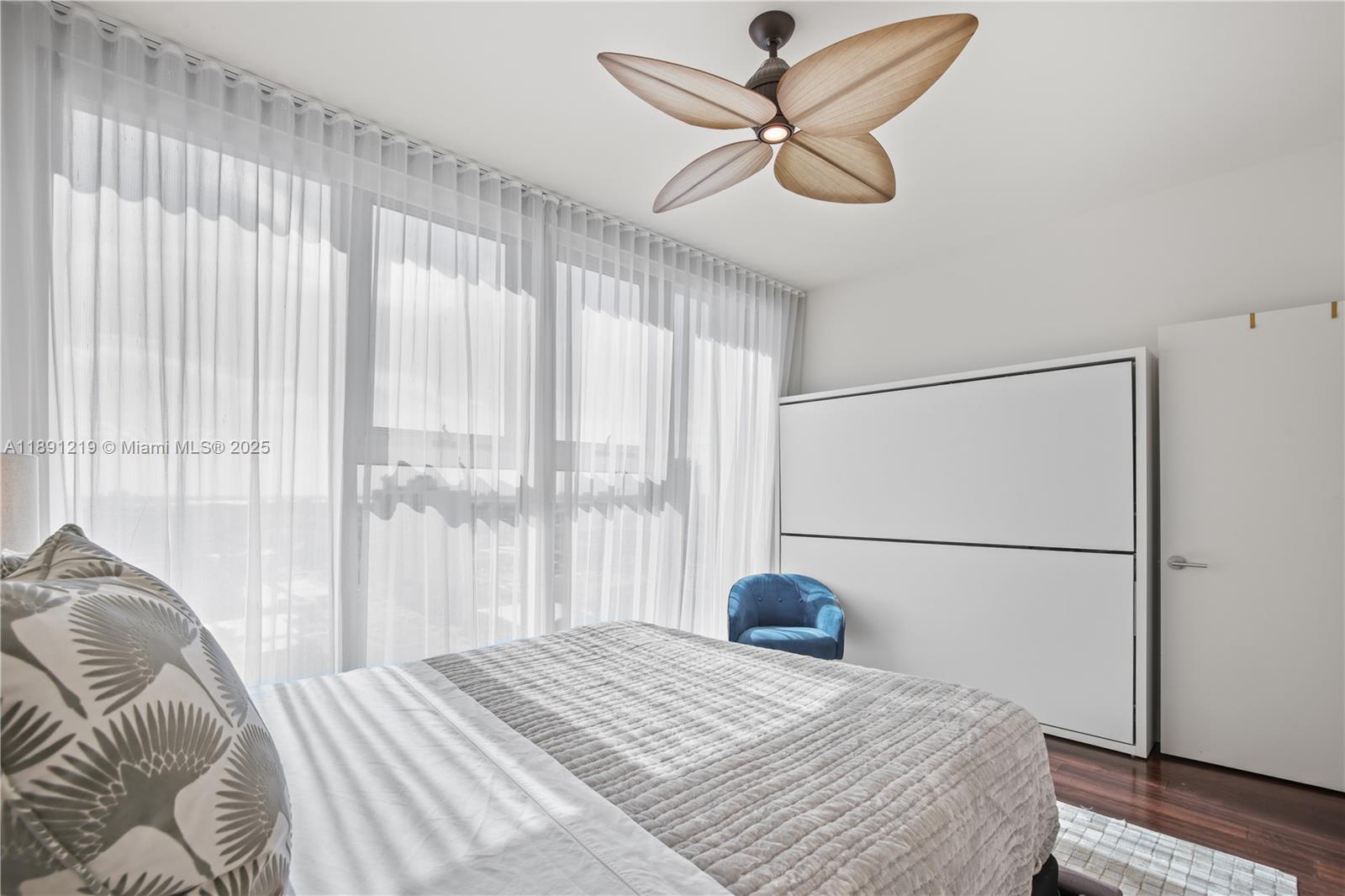6899 Collins Ave #1610, Miami Beach FL 33141