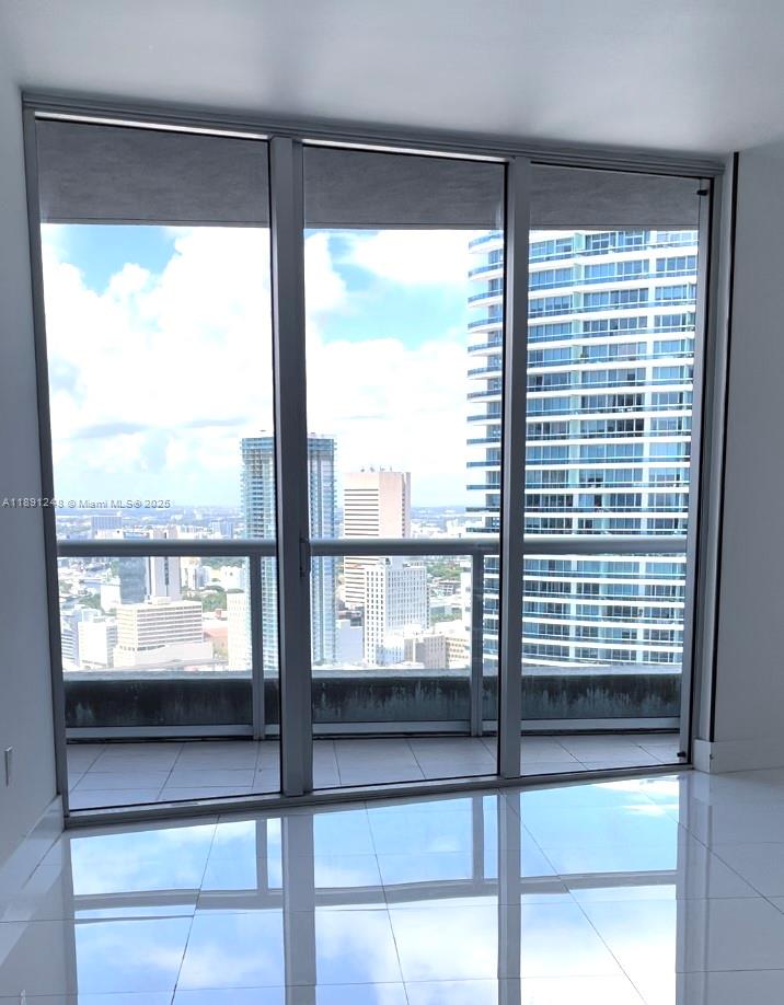 465 Brickell Ave #4206, Miami FL 33131