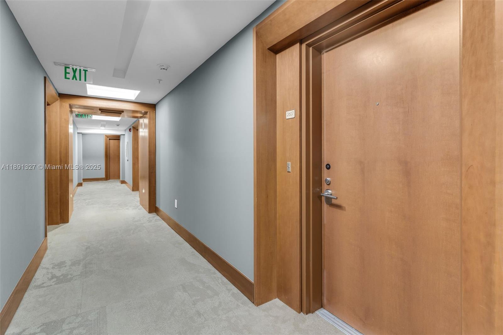 31 SE 5th St #2607, Miami FL 33131