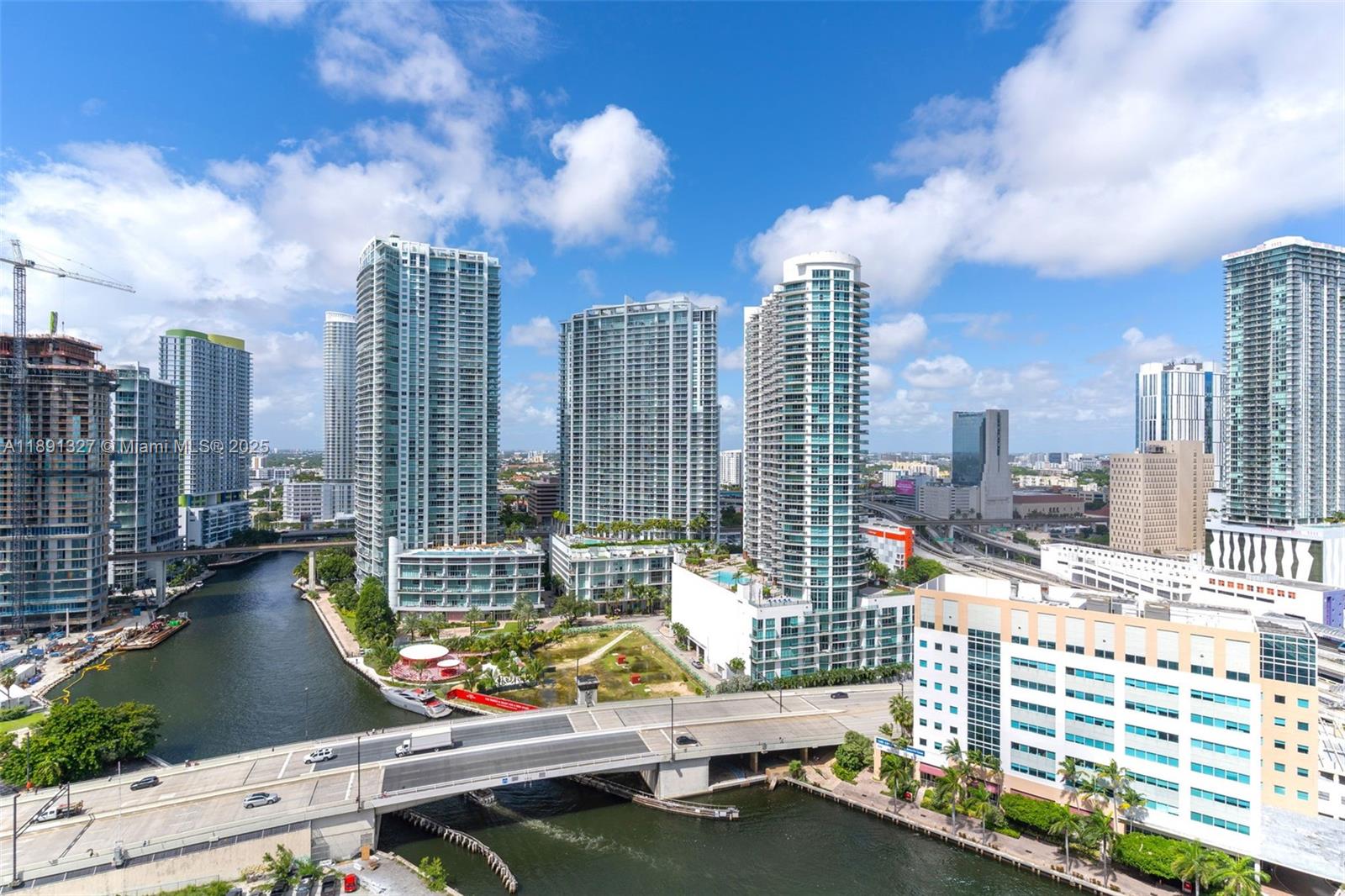 31 SE 5th St #2607, Miami FL 33131