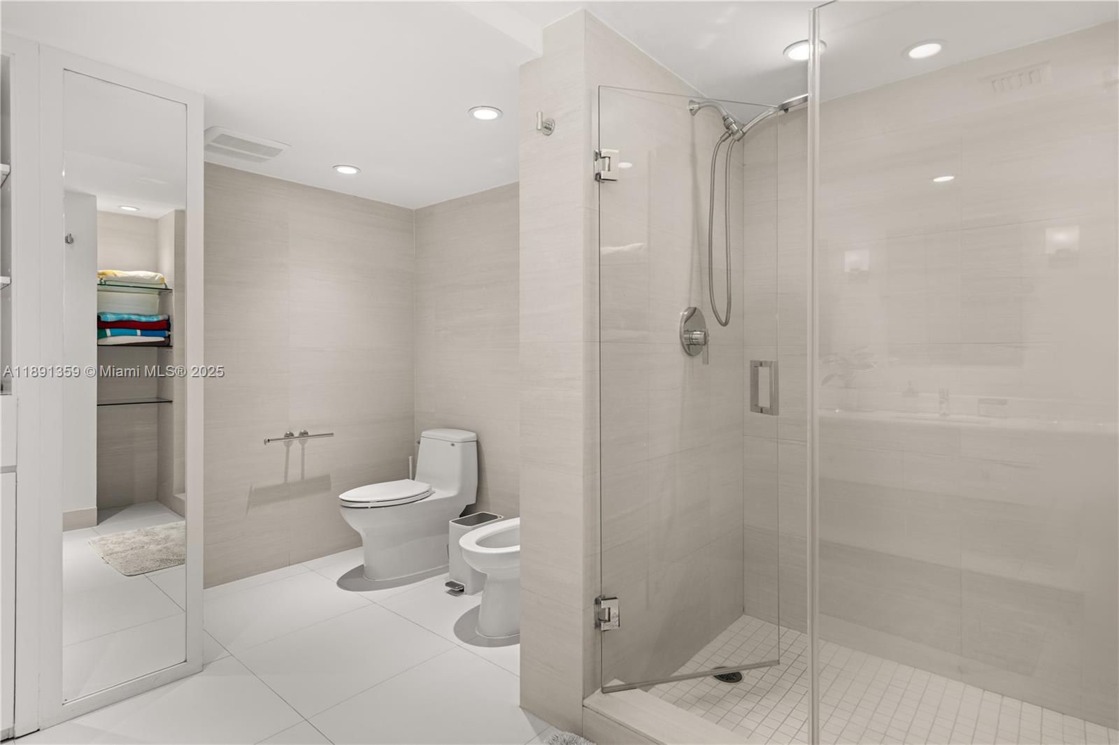 101 Crandon Blvd #379, Key Biscayne FL 33149