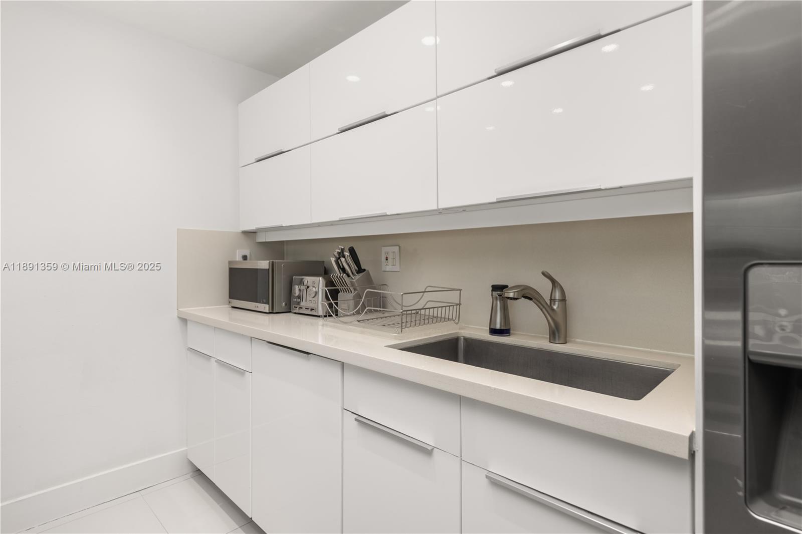 101 Crandon Blvd #379, Key Biscayne FL 33149