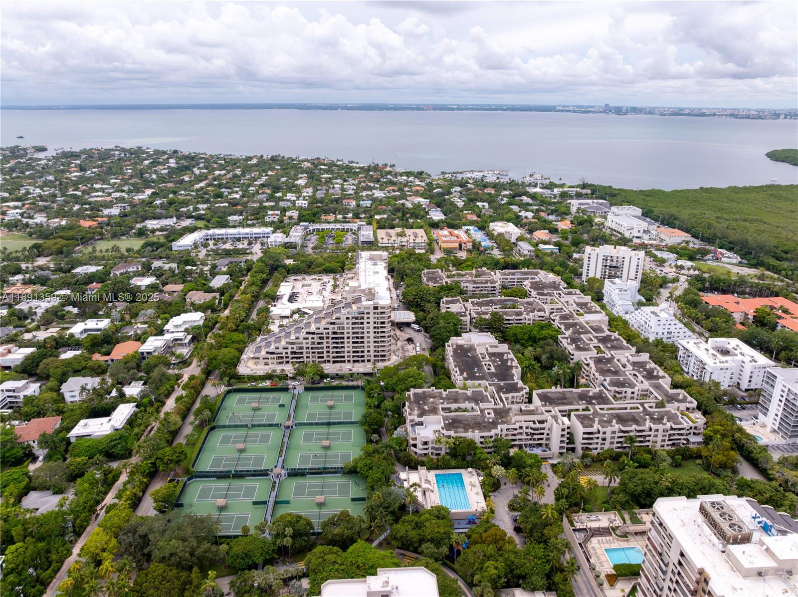 101 Crandon Blvd #379, Key Biscayne FL 33149
