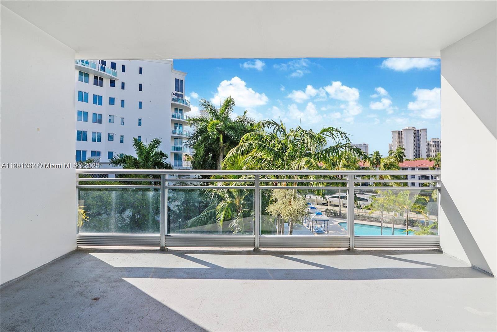 2950 NE 188th St #441, Aventura FL 33180