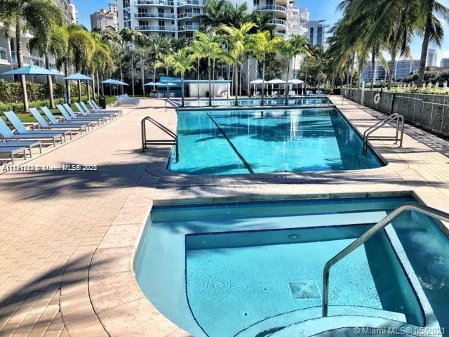 2950 NE 188th St #441, Aventura FL 33180