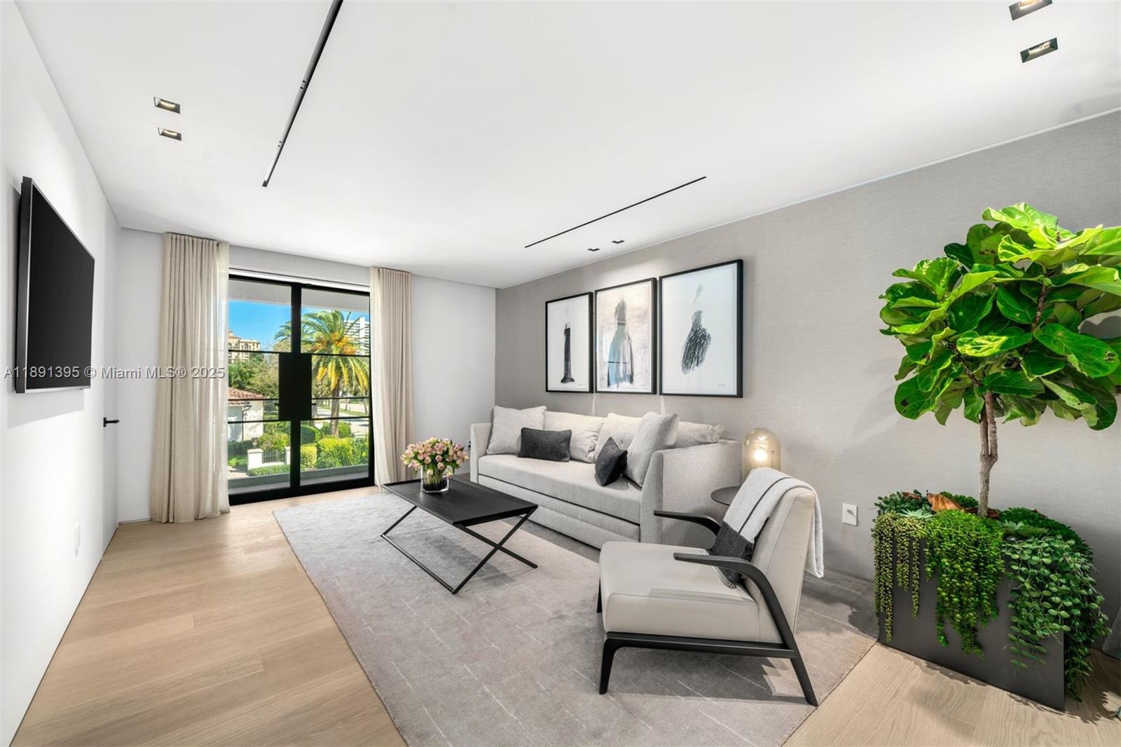 2401 Spanish River Rd, Boca Raton FL 33432