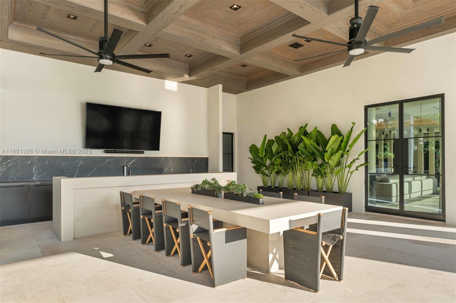 2401 Spanish River Rd, Boca Raton FL 33432