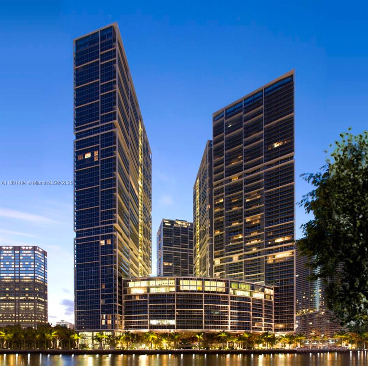 495 Brickell Ave #3706, Miami FL 33131