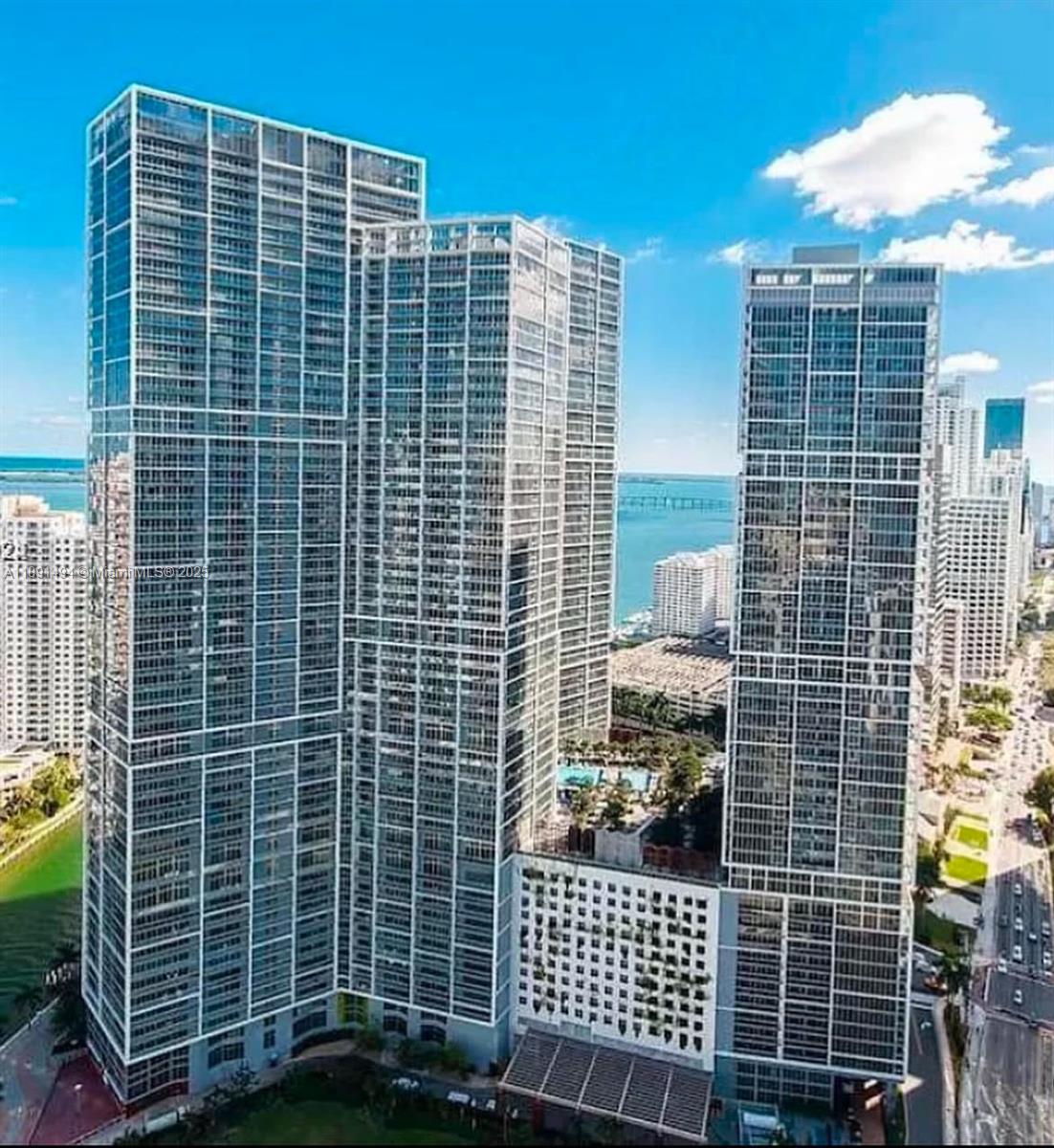 495 Brickell Ave #3706, Miami FL 33131