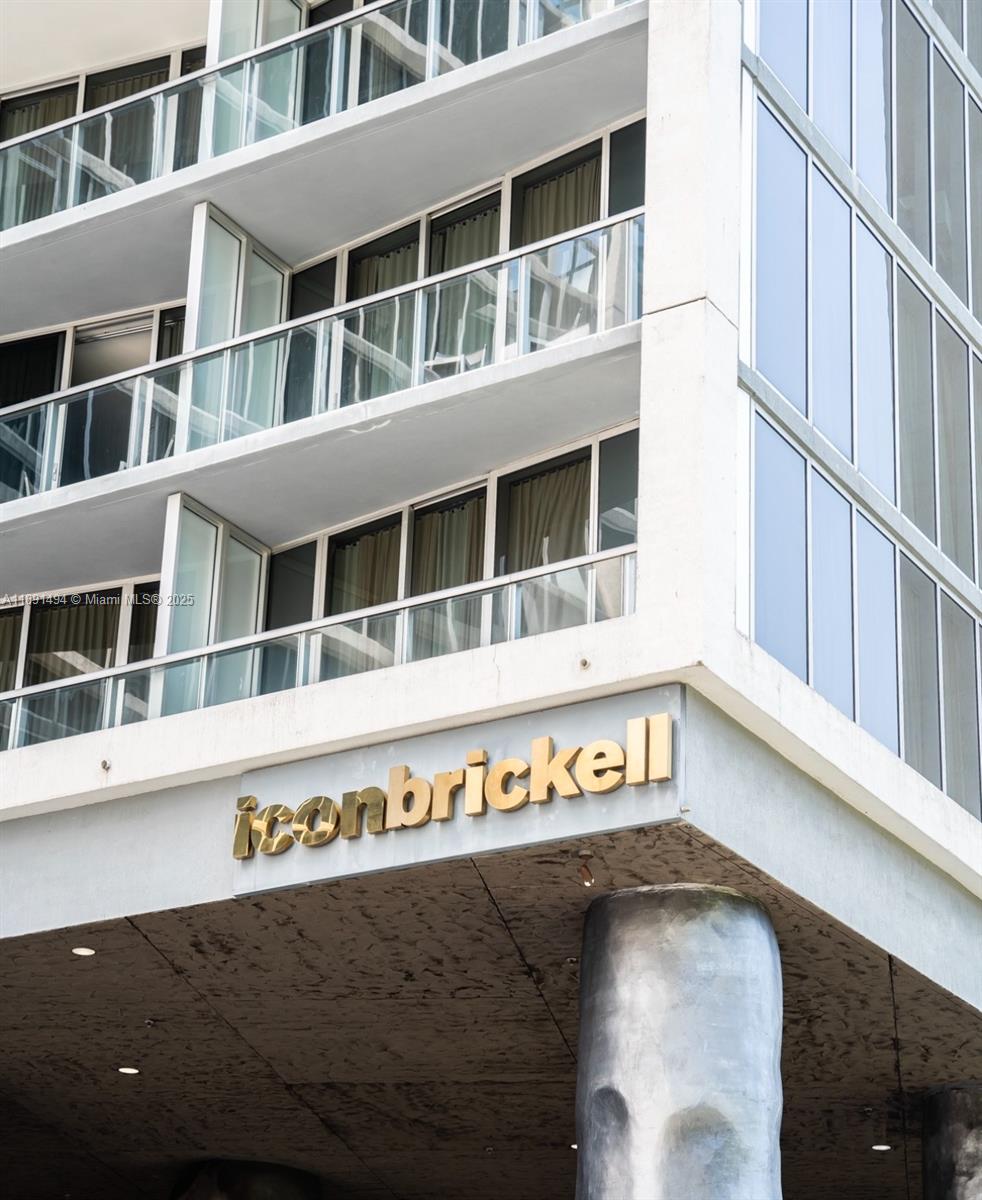 495 Brickell Ave #3706, Miami FL 33131