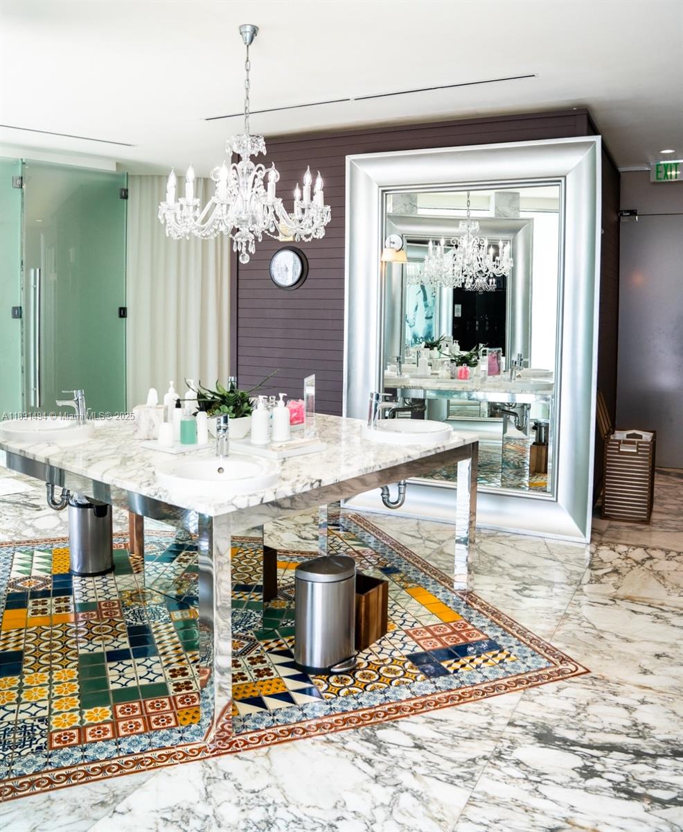 495 Brickell Ave #3706, Miami FL 33131