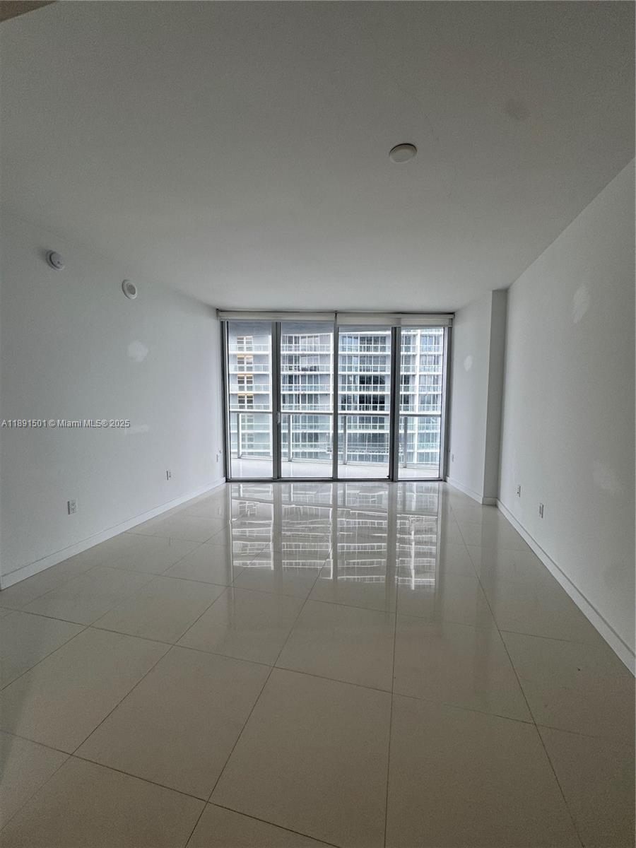 495 Brickell Ave #3706, Miami FL 33131