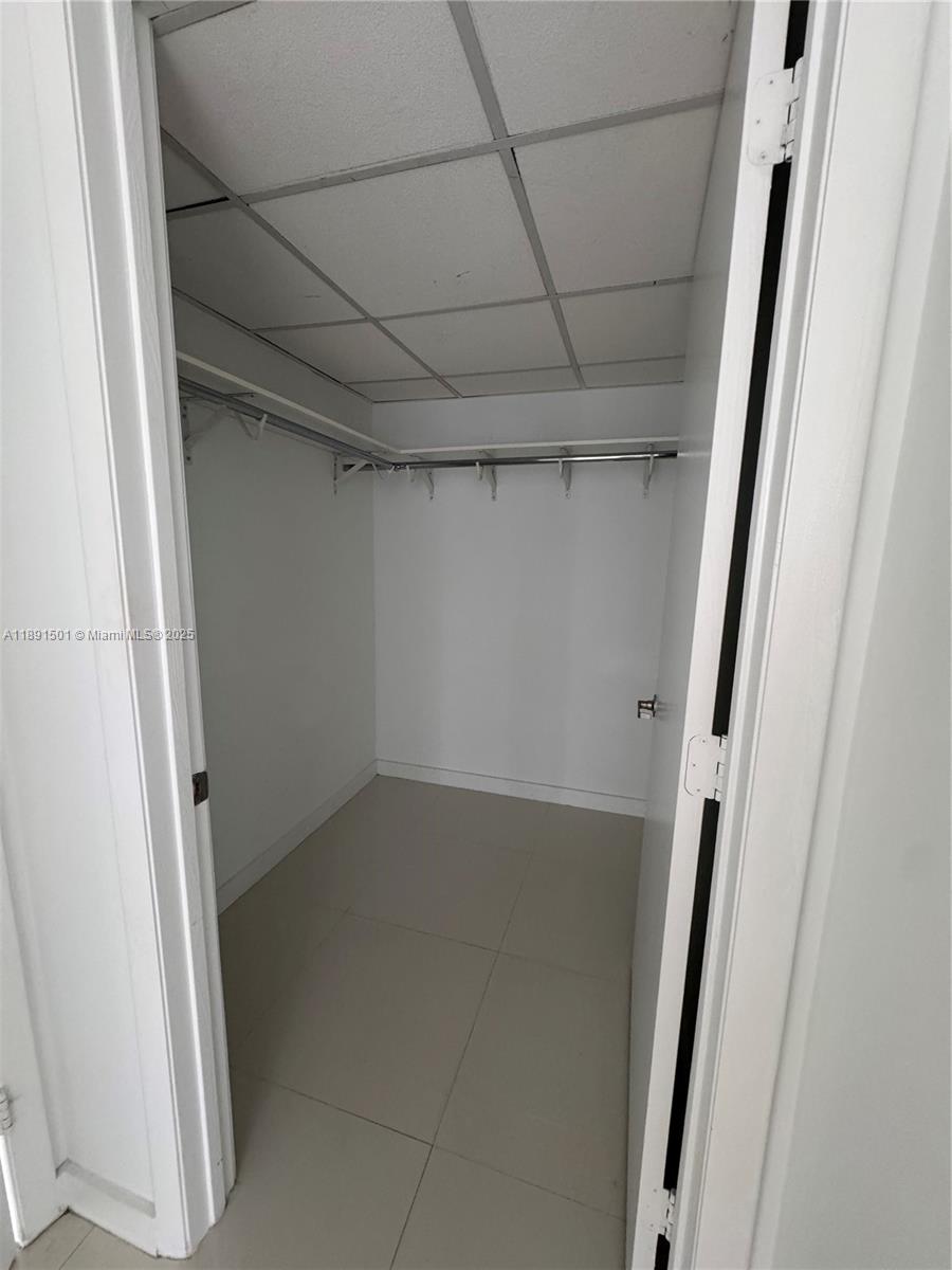 495 Brickell Ave #3706, Miami FL 33131