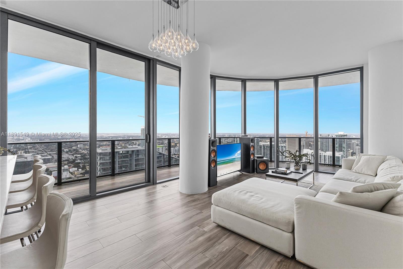 801 S Miami Ave #5509, Miami FL 33130