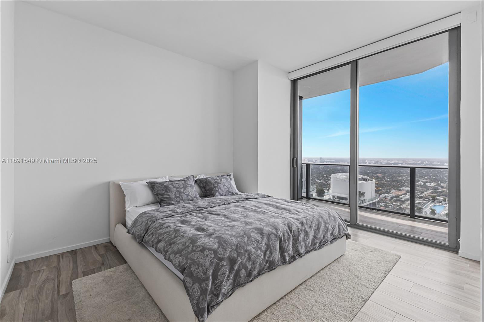 801 S Miami Ave #5509, Miami FL 33130