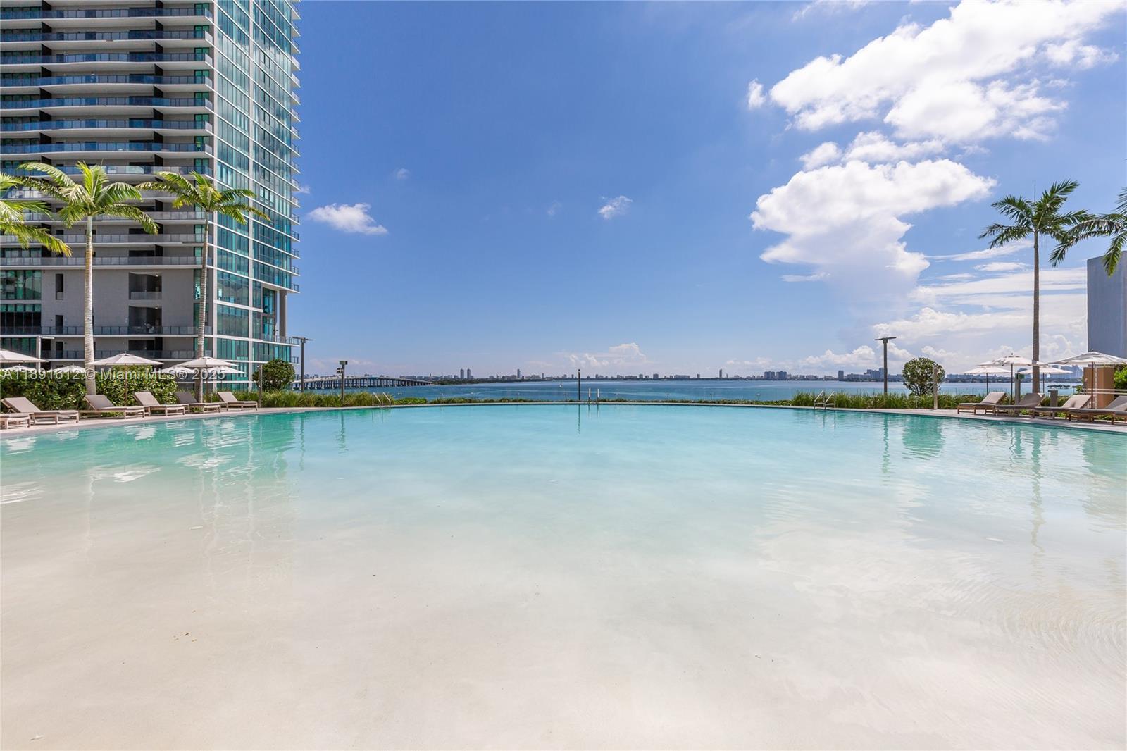 650 NE 32nd St #2403, Miami FL 33137
