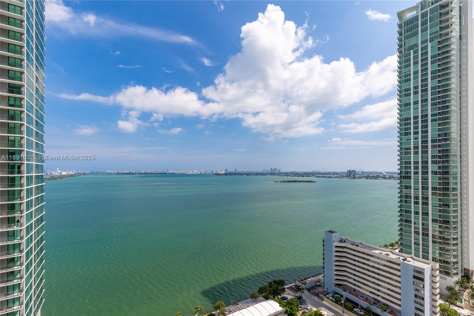 650 NE 32nd St #2403, Miami FL 33137