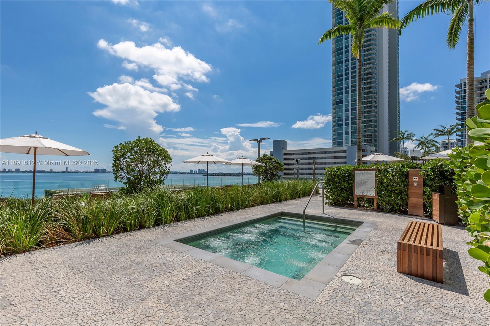 650 NE 32nd St #2403, Miami FL 33137