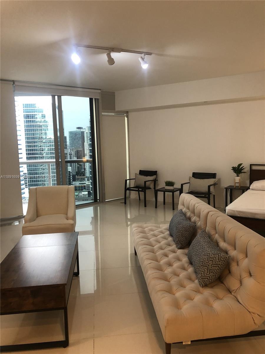 475 Brickell Ave #4008, Miami FL 33131