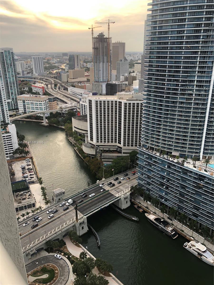 475 Brickell Ave #4008, Miami FL 33131