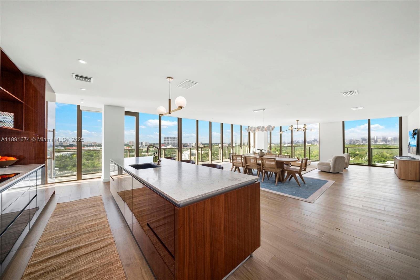 2678 Tigertail Avenue #1101, Coconut Grove FL 33133