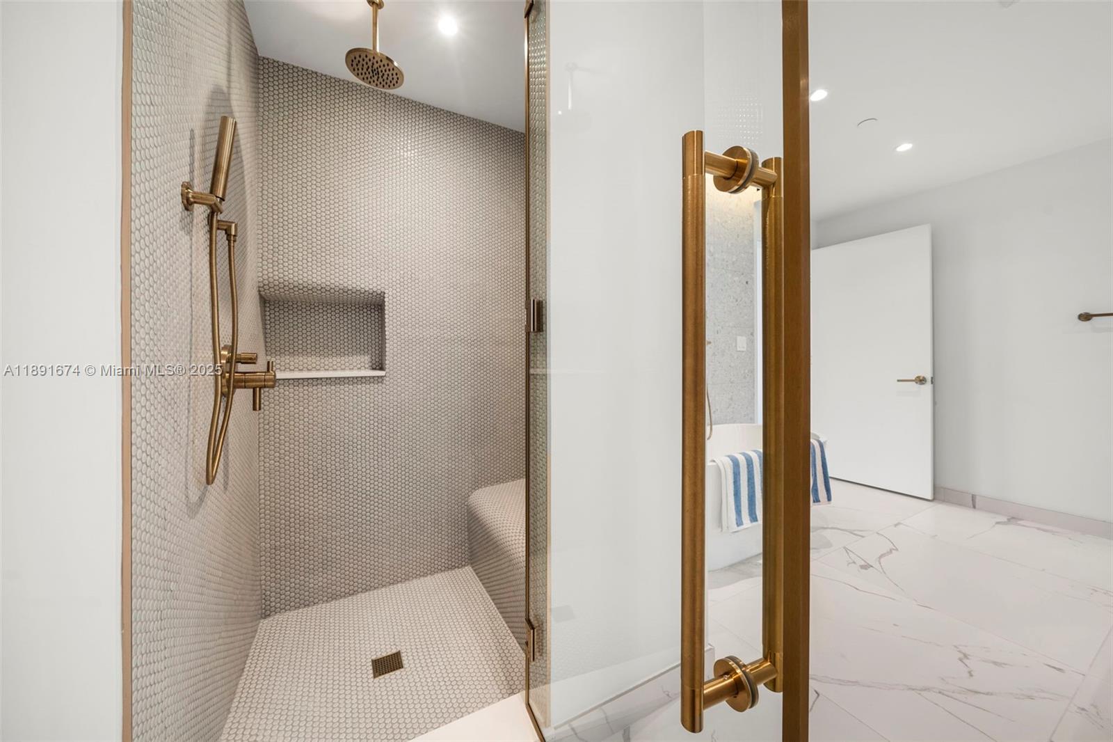 2678 Tigertail Avenue #1101, Coconut Grove FL 33133