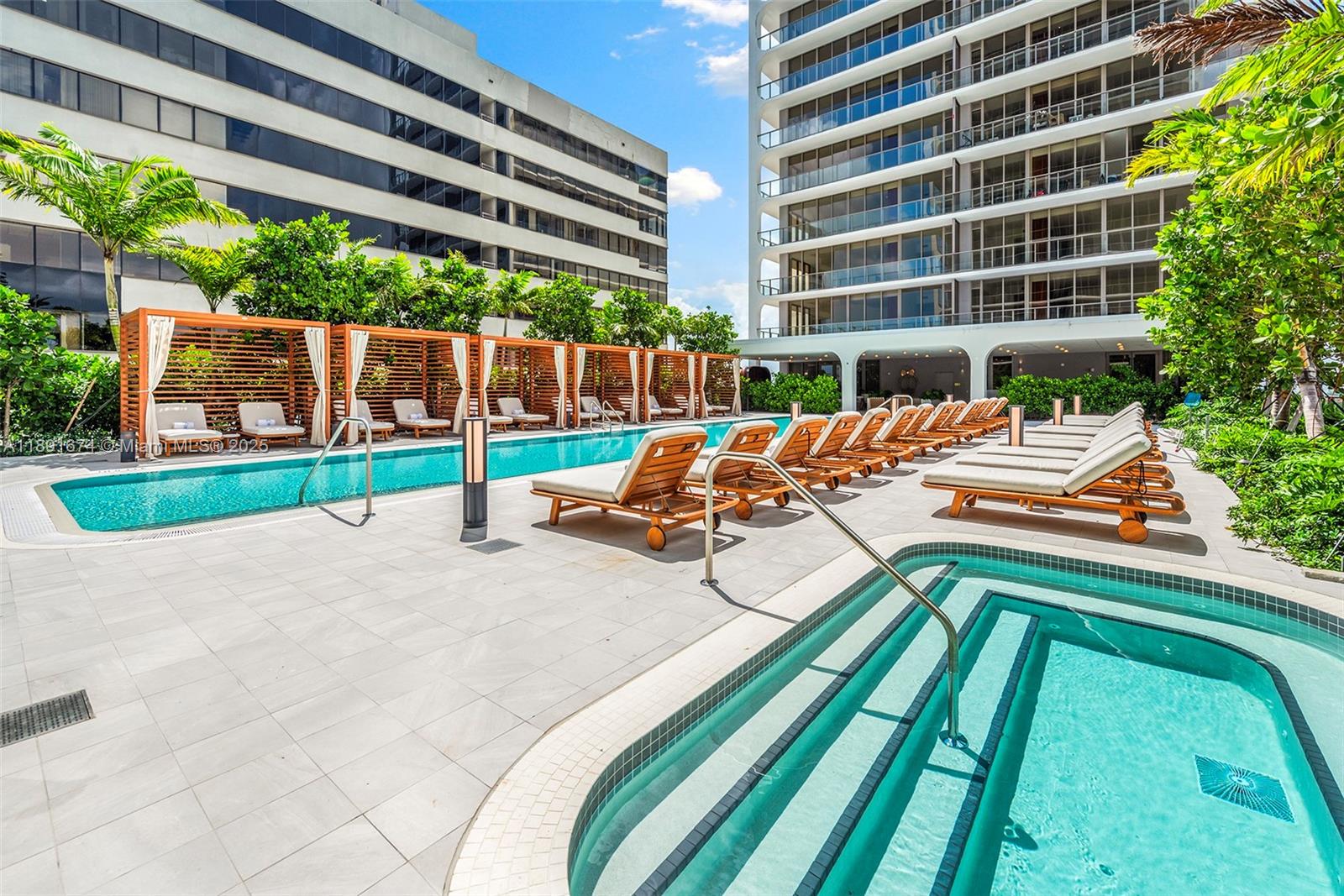 2678 Tigertail Avenue #1101, Coconut Grove FL 33133
