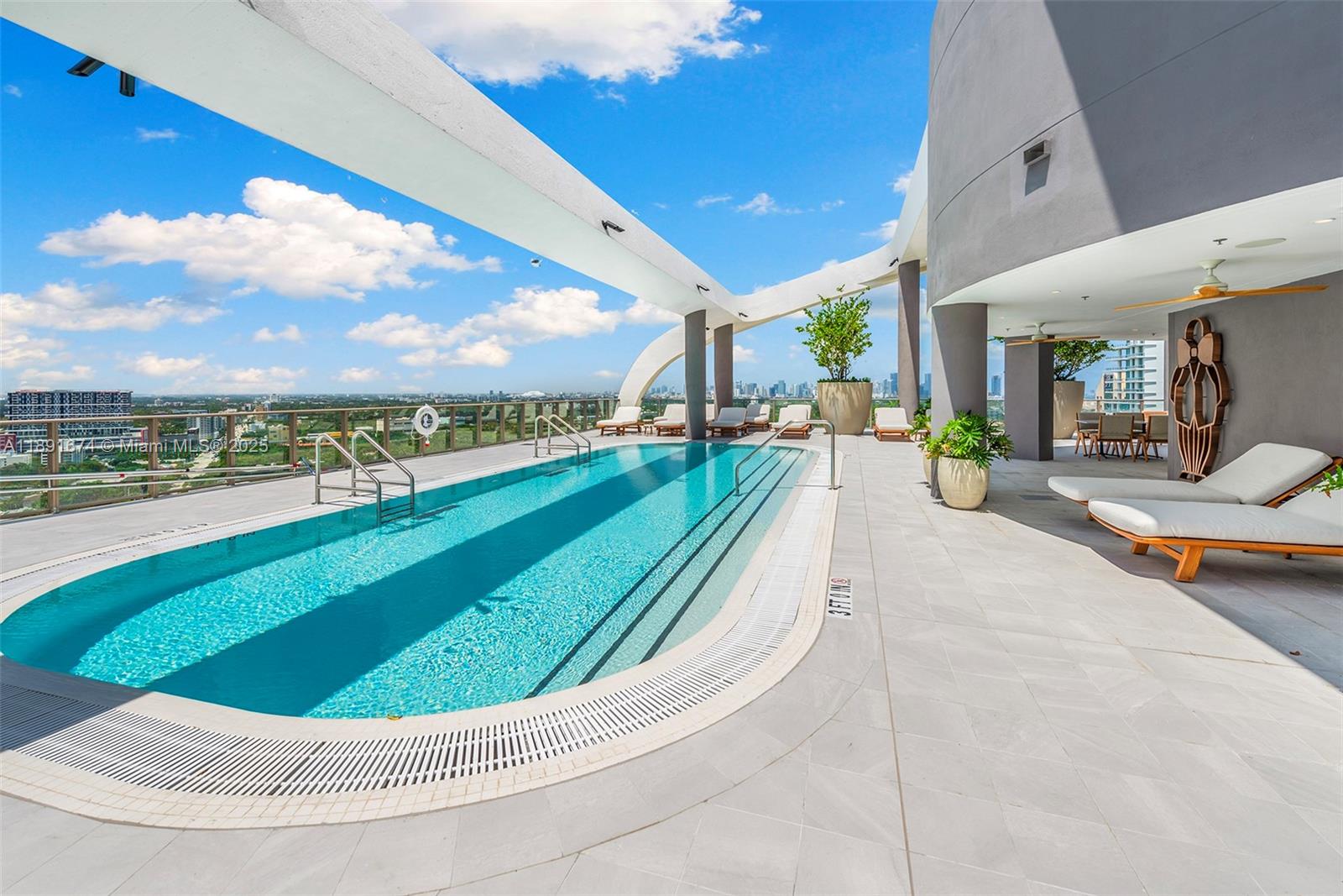 2678 Tigertail Avenue #1101, Coconut Grove FL 33133