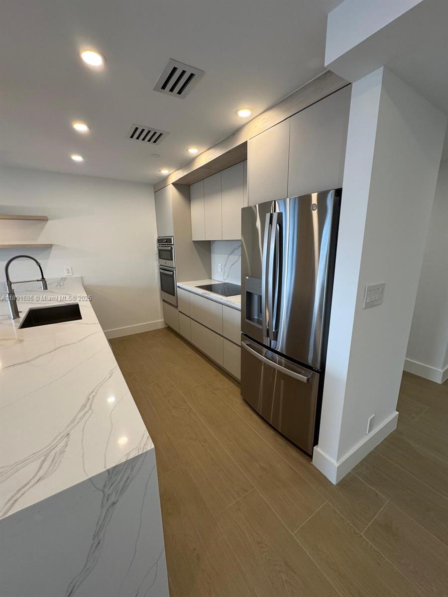 251 Crandon Blvd #609, Key Biscayne FL 33149