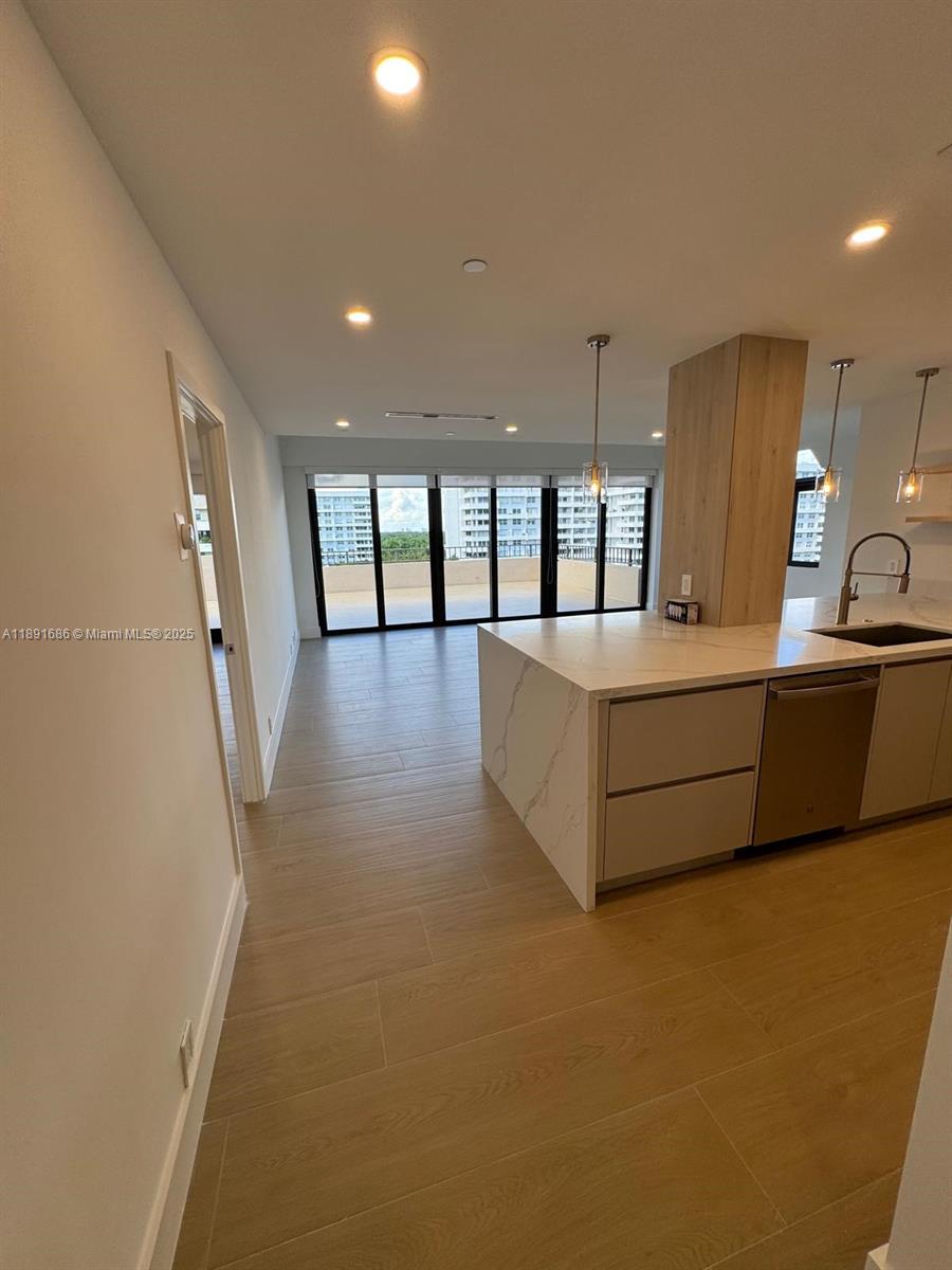 251 Crandon Blvd #609, Key Biscayne FL 33149
