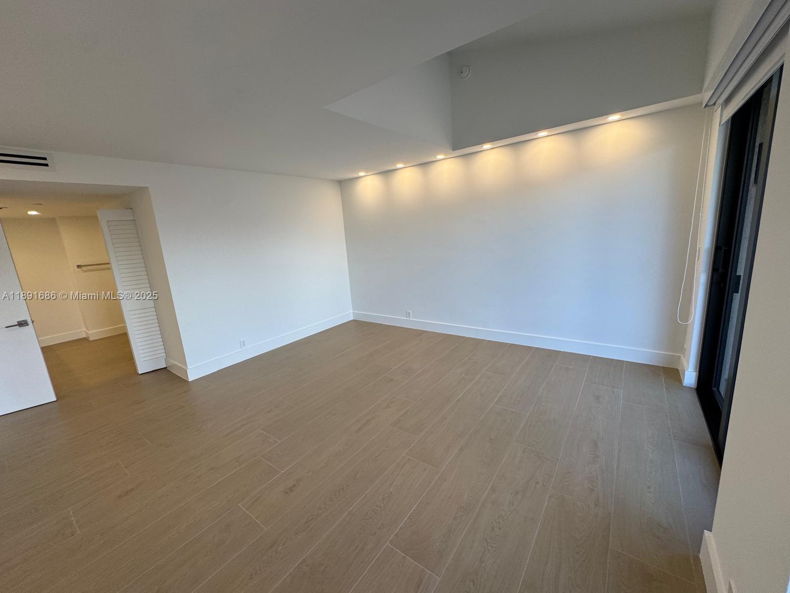 251 Crandon Blvd #609, Key Biscayne FL 33149