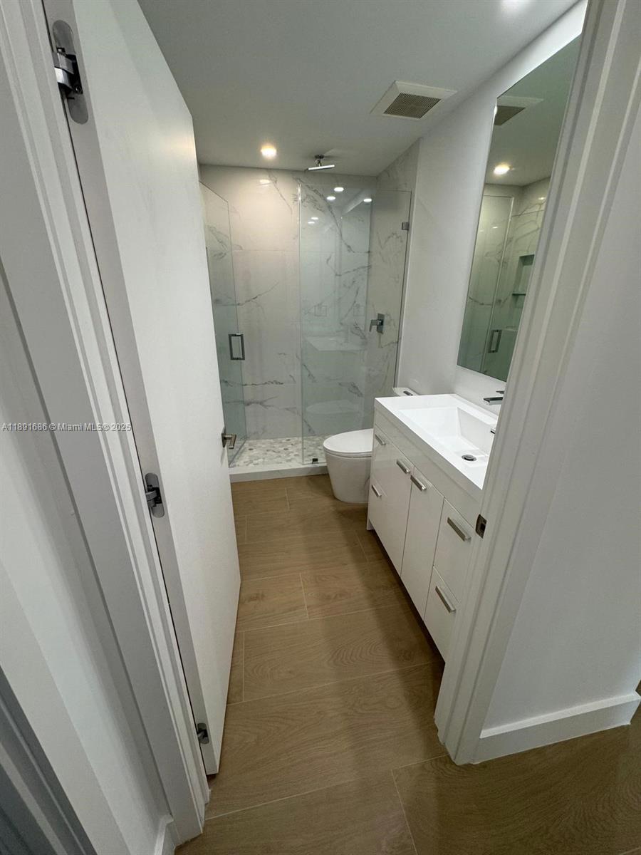 251 Crandon Blvd #609, Key Biscayne FL 33149