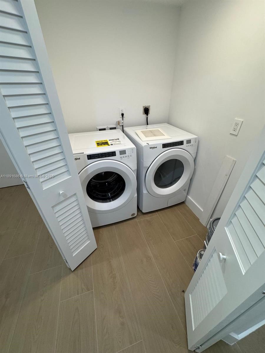251 Crandon Blvd #609, Key Biscayne FL 33149