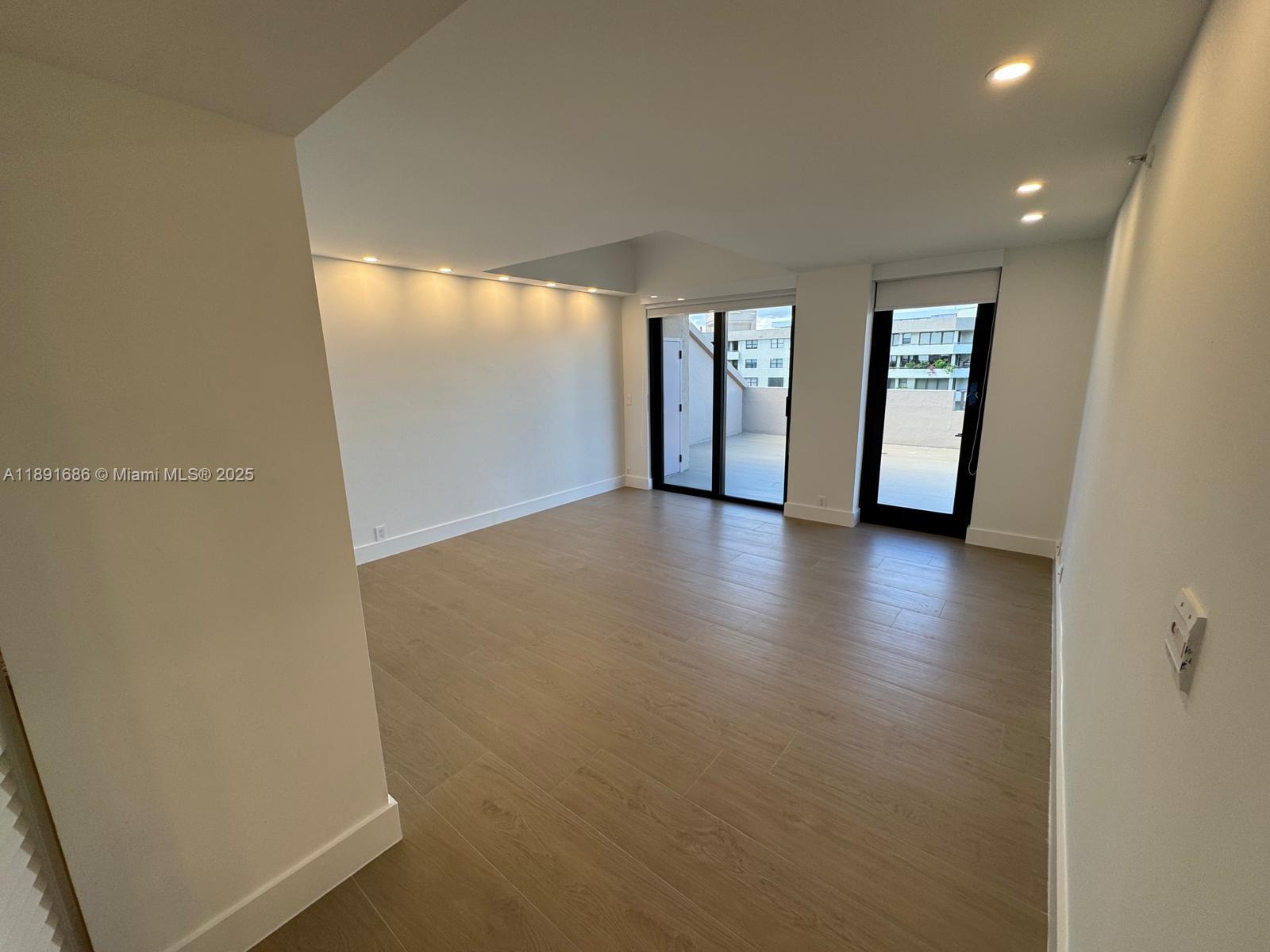 251 Crandon Blvd #609, Key Biscayne FL 33149