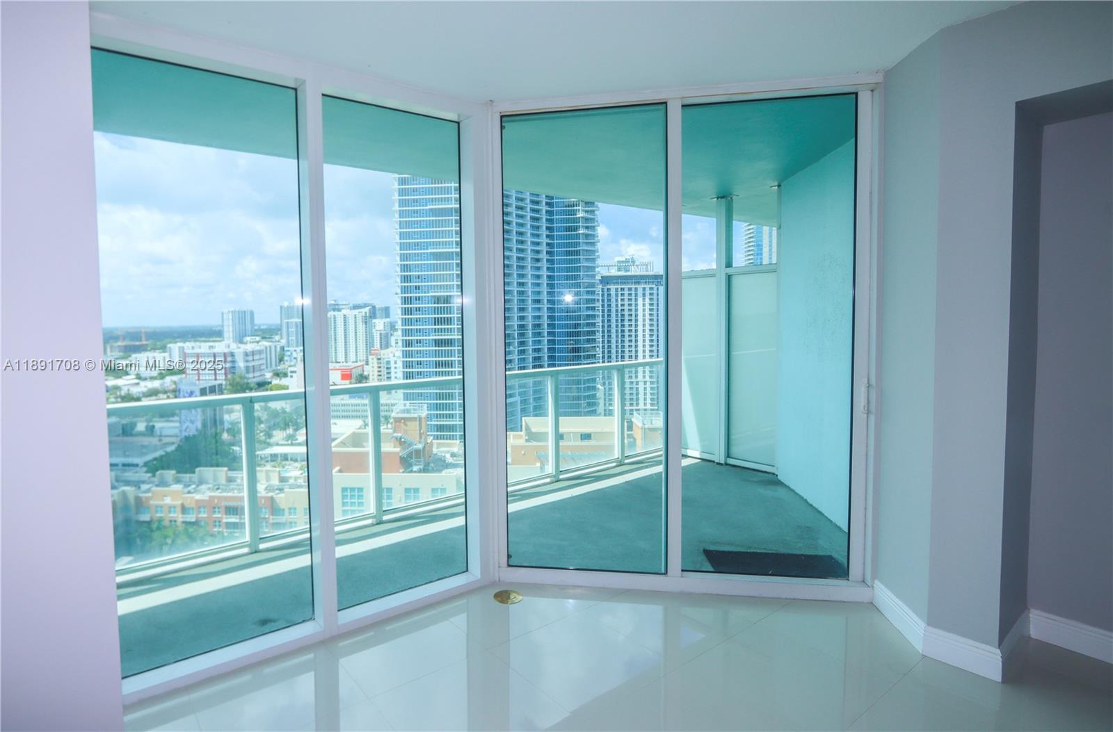 1900 N Bayshore Dr #2216, Miami FL 33132