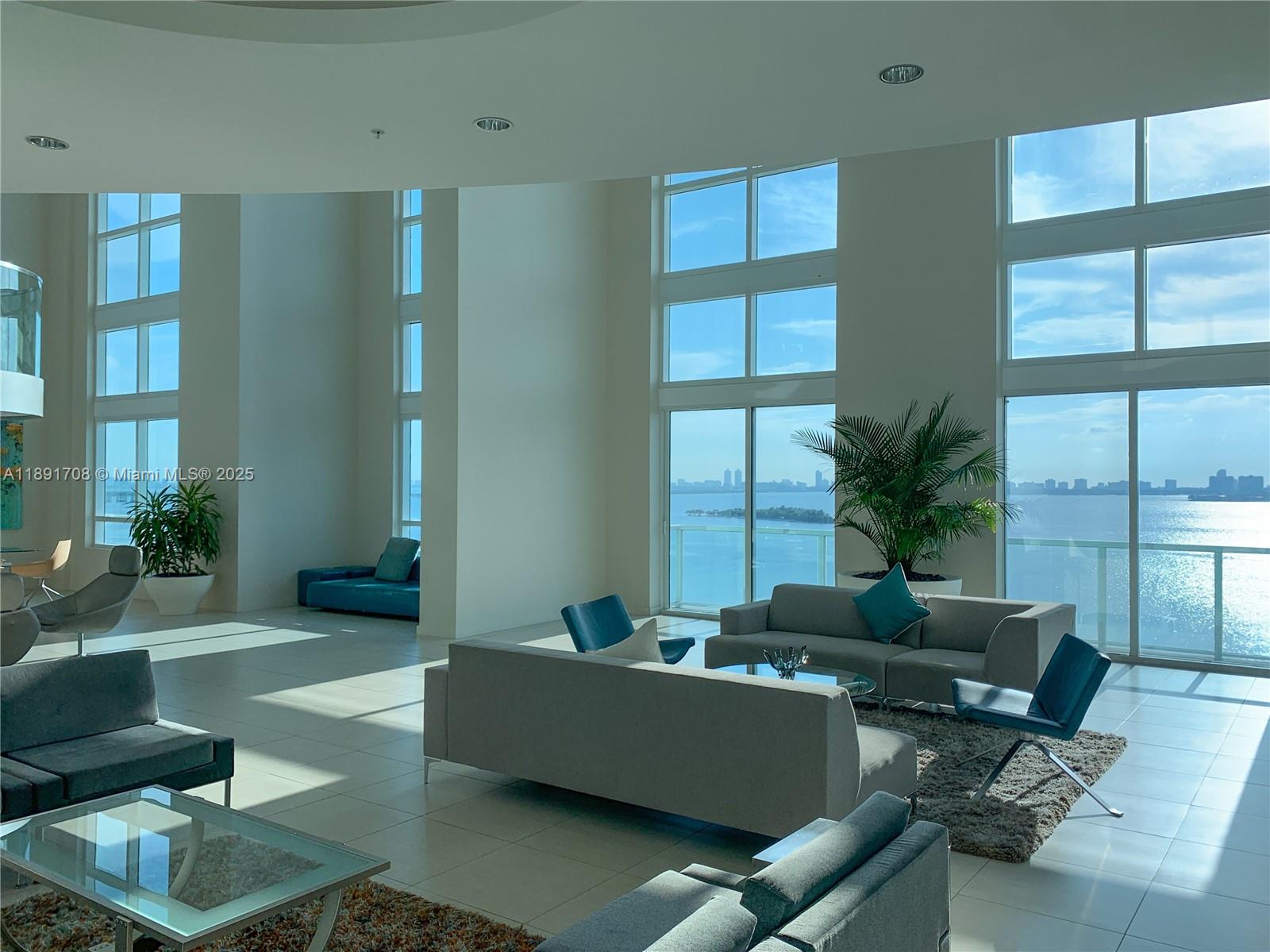 1900 N Bayshore Dr #2216, Miami FL 33132