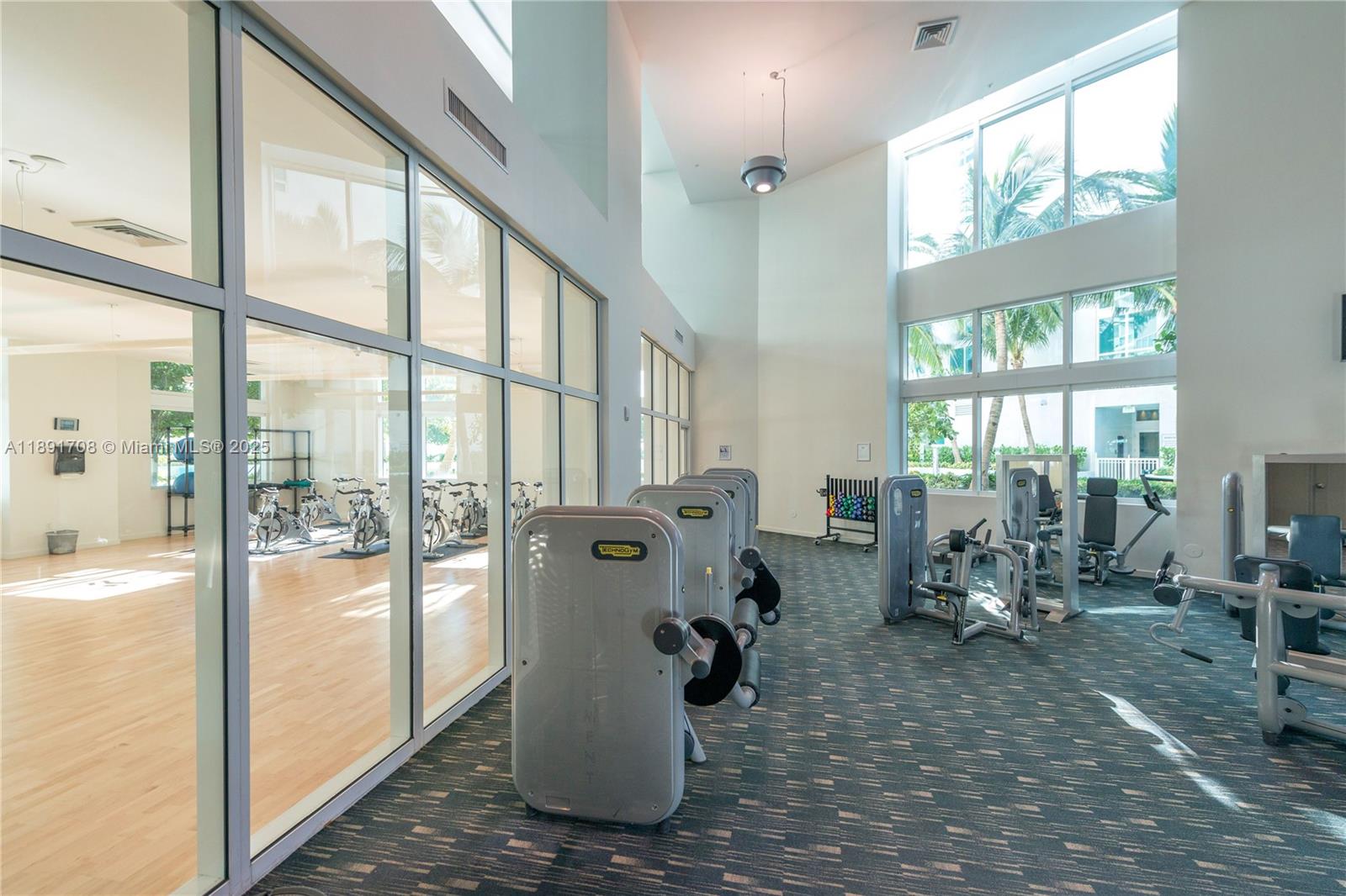 1900 N Bayshore Dr #2216, Miami FL 33132