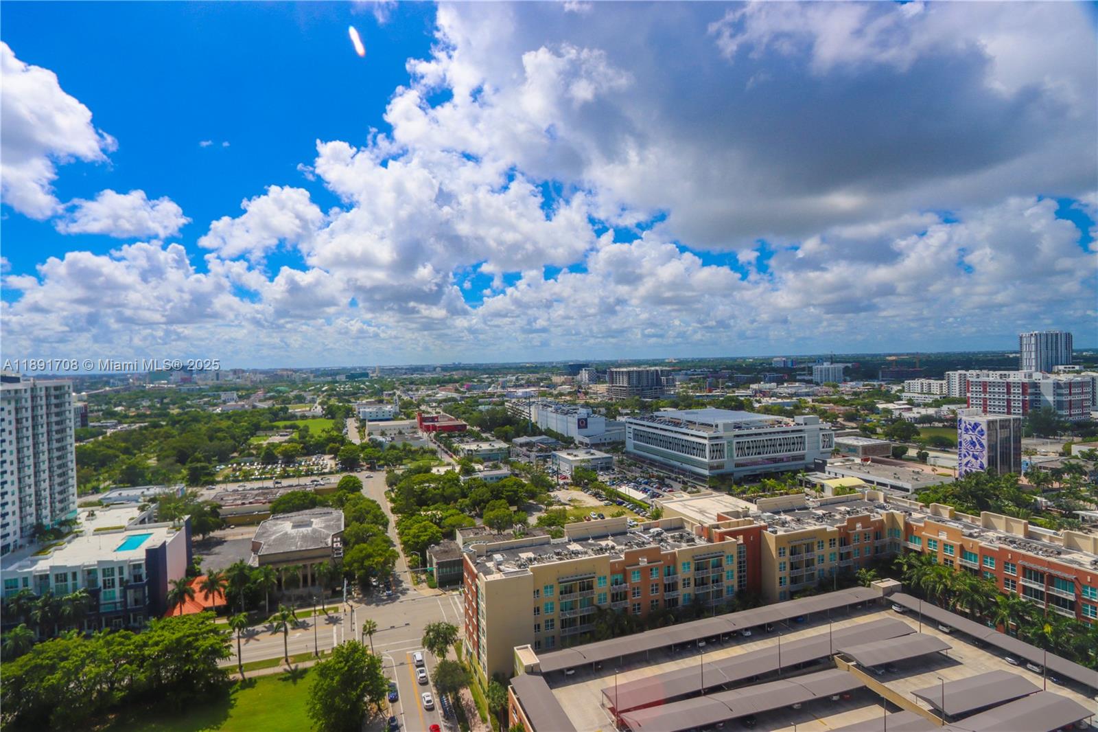 1900 N Bayshore Dr #2216, Miami FL 33132