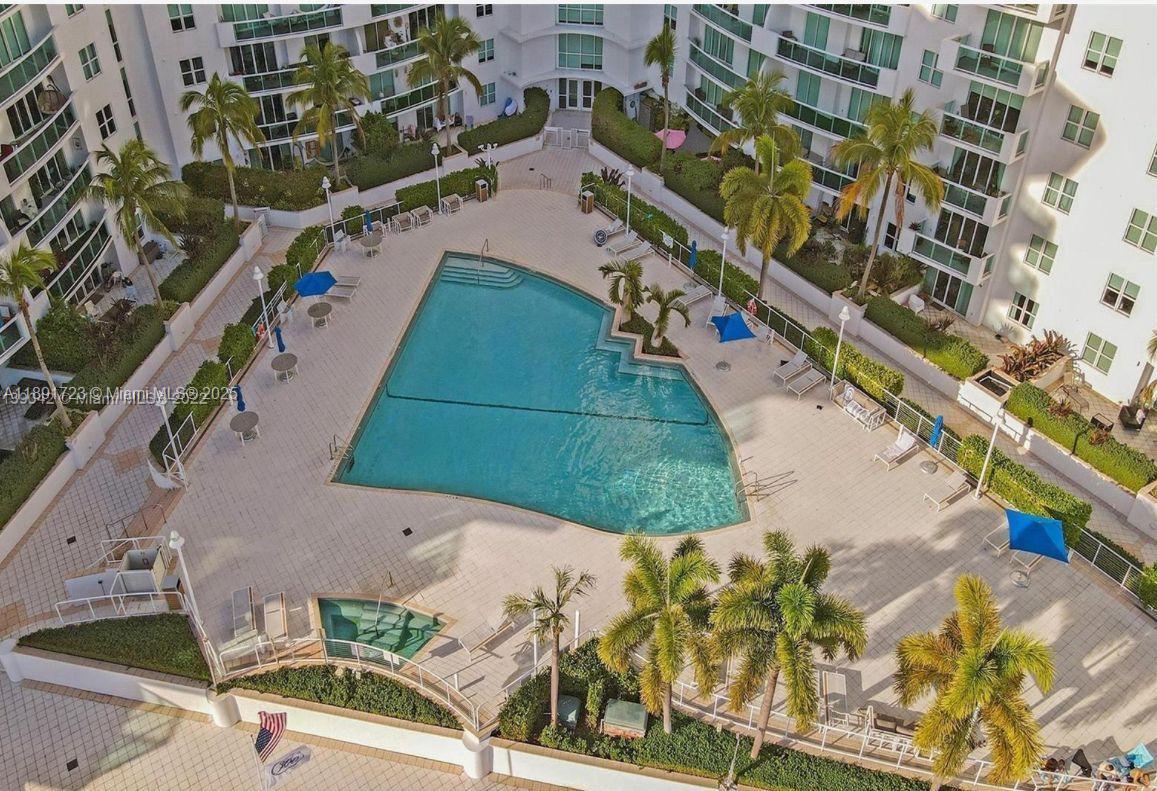 7900 Harbor Island Dr #802, North Bay Village FL 33141