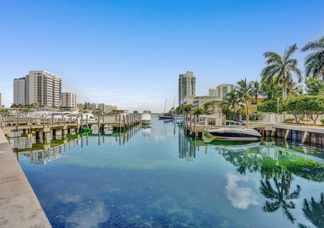 7900 Harbor Island Dr #802, North Bay Village FL 33141