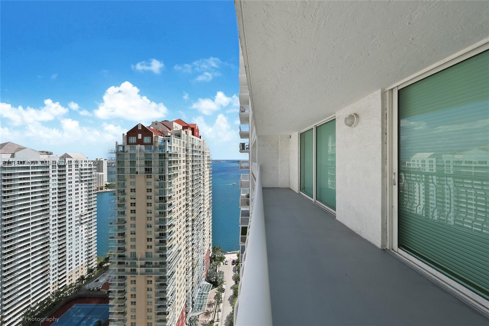 1200 Brickell Bay Dr #3506, Miami FL 33131