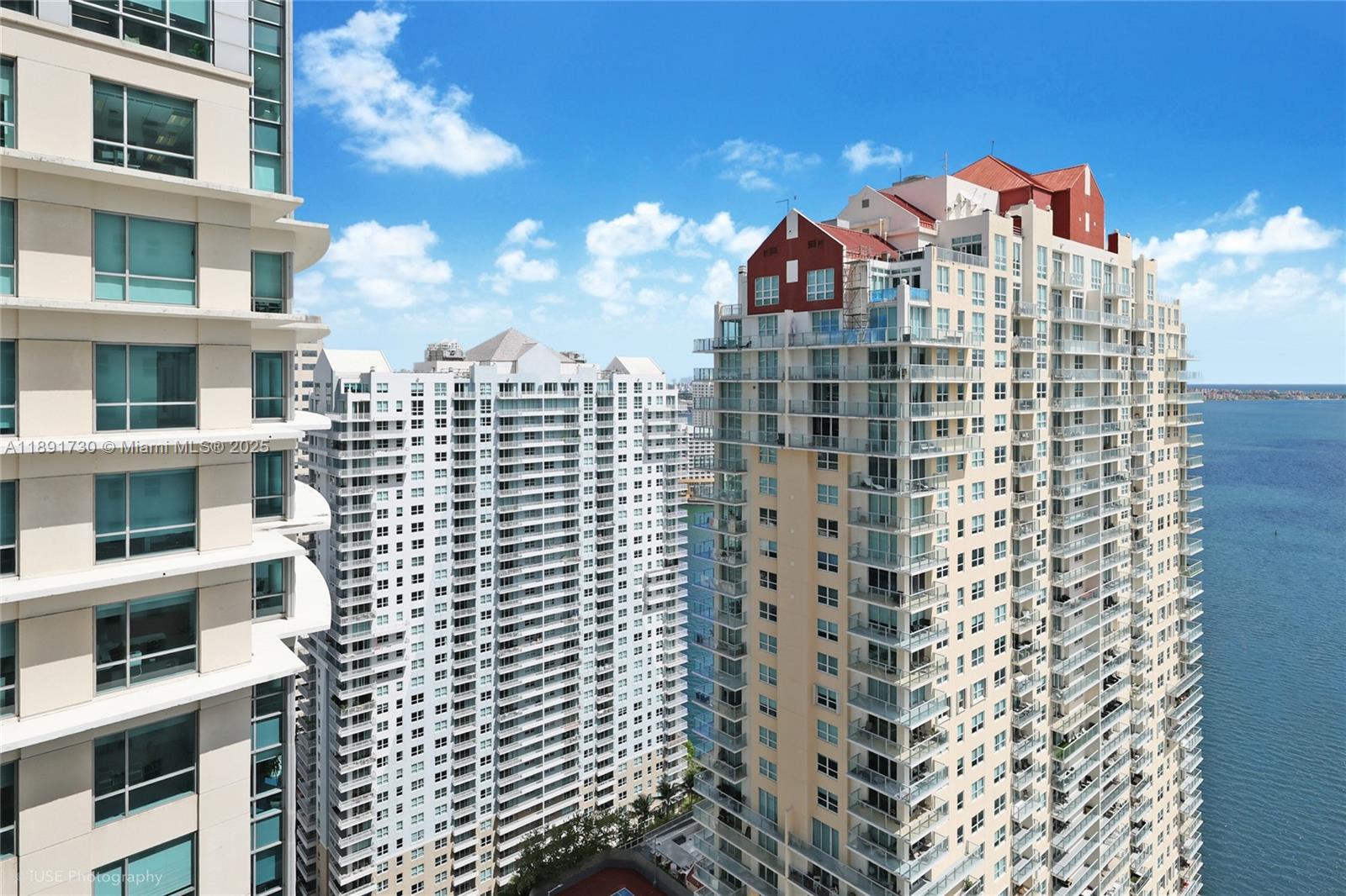 1200 Brickell Bay Dr #3506, Miami FL 33131
