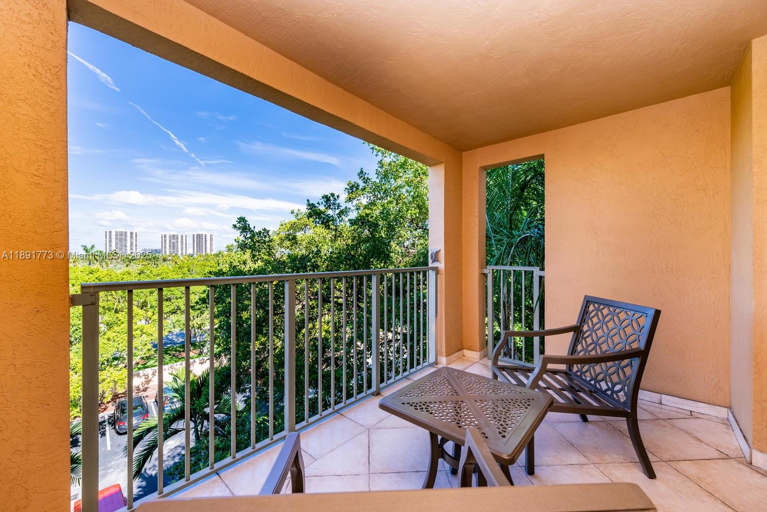 19801 E Country Club Dr #4501, Aventura FL 33180