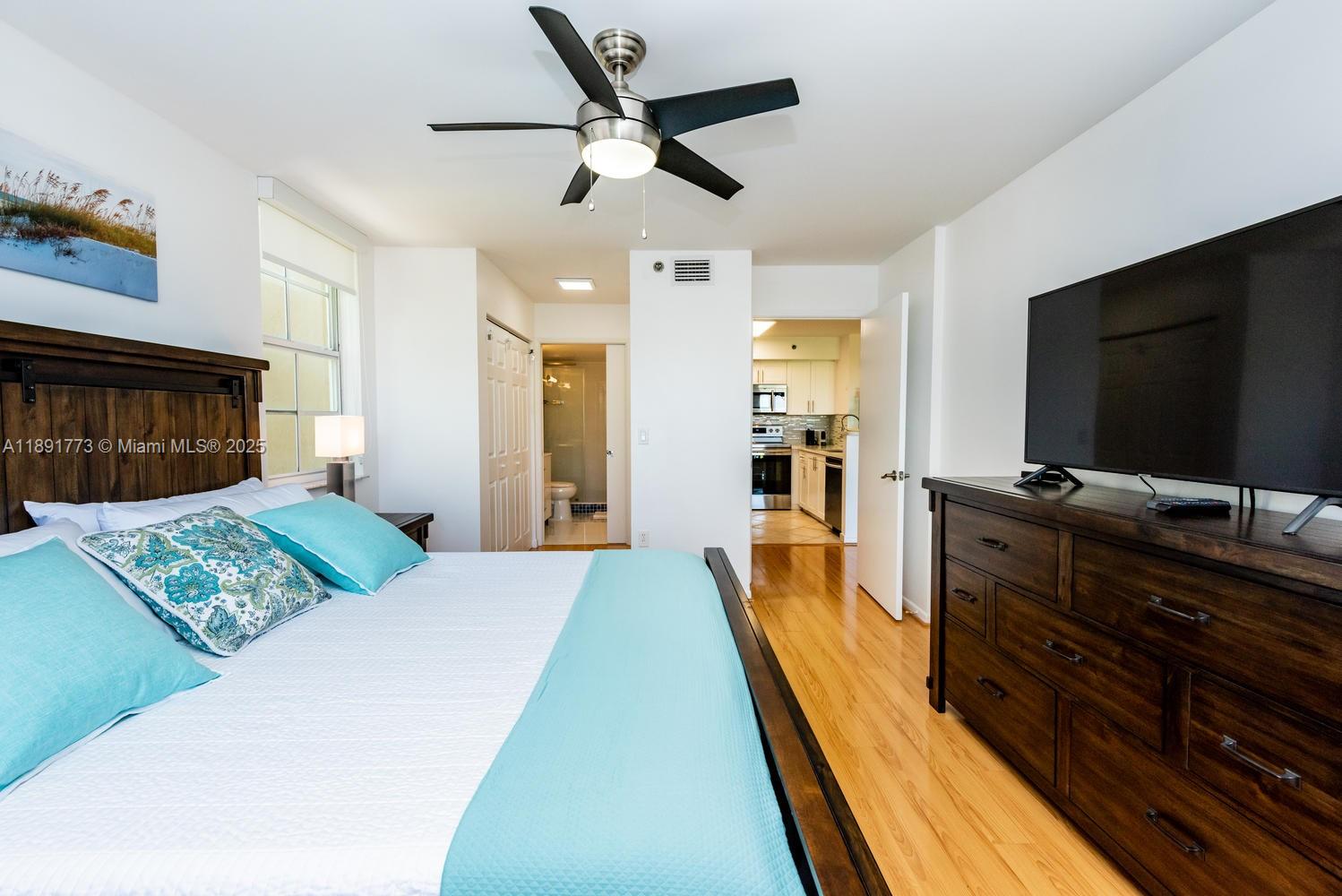 19801 E Country Club Dr #4501, Aventura FL 33180