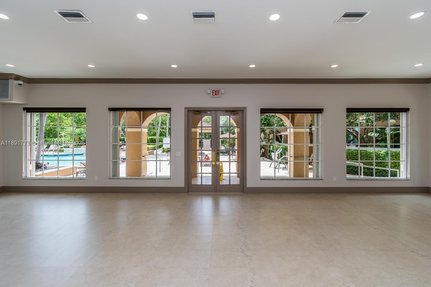 19801 E Country Club Dr #4501, Aventura FL 33180