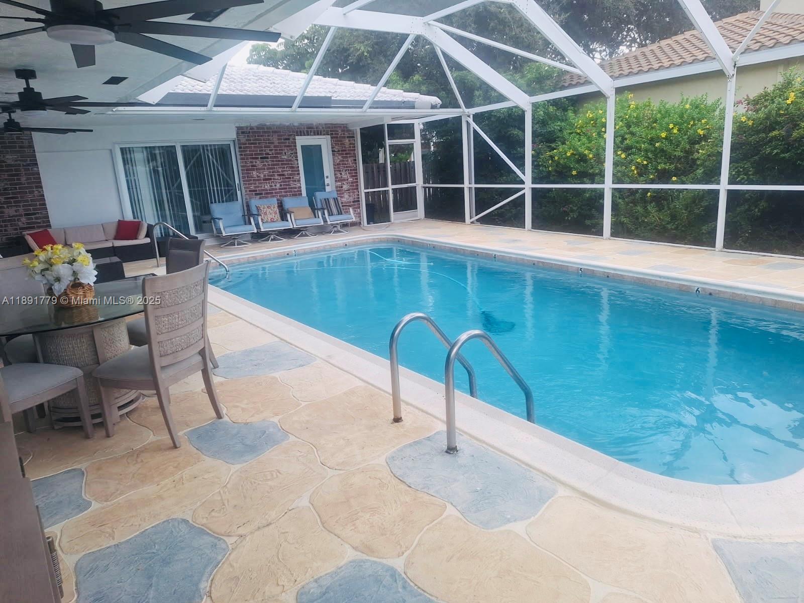 541 SE 17th Ave #541, Deerfield Beach FL 33441