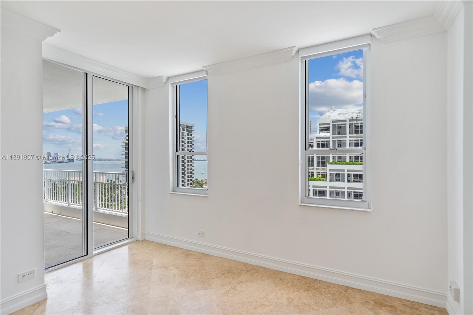 701 Brickell Key Blvd #1411, Miami FL 33131