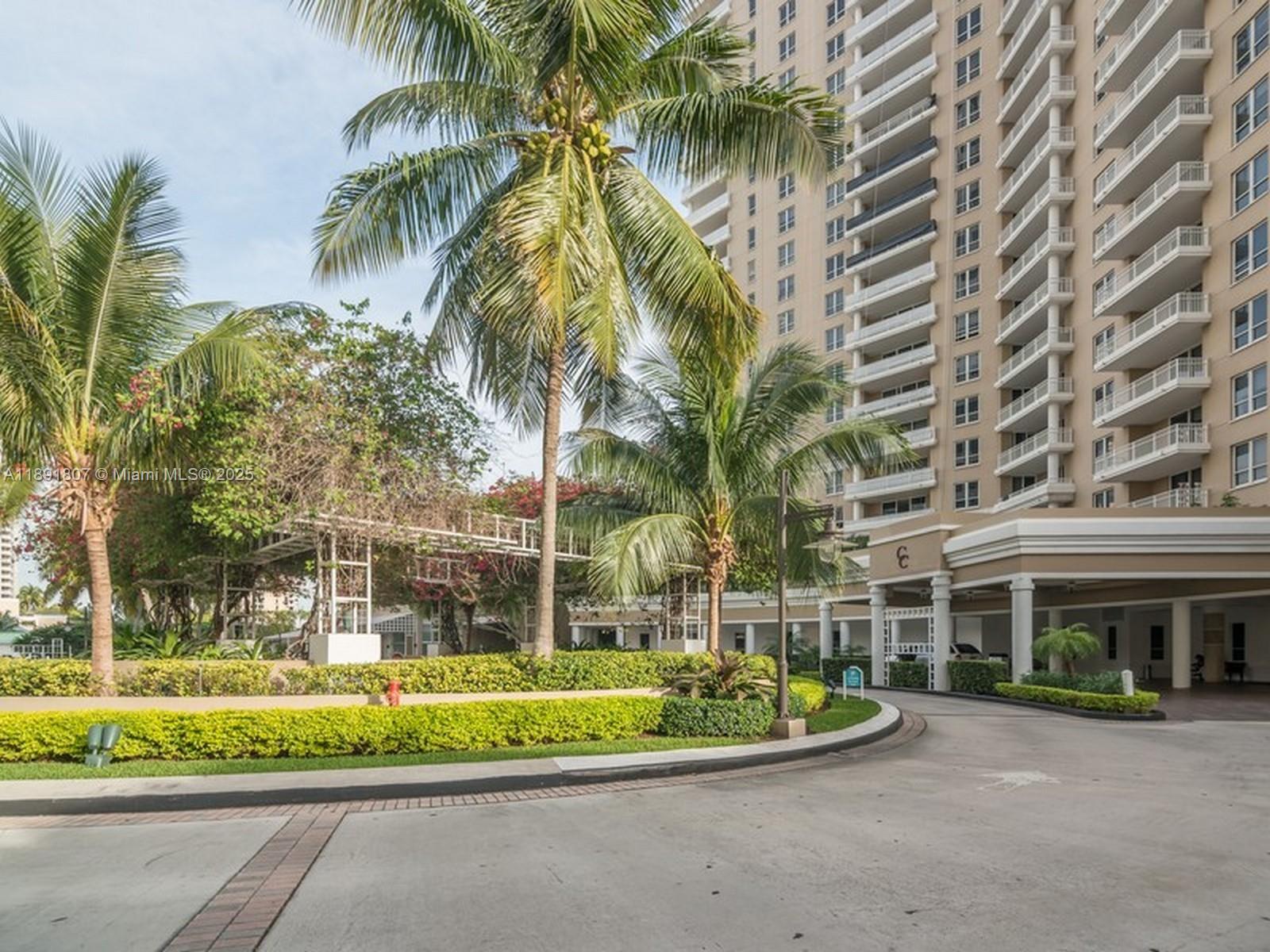 701 Brickell Key Blvd #1411, Miami FL 33131